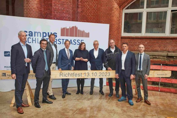 Richtfest am Rotherbaum: Rohbau des Alten Fernmeldeamtes fast fertiggestellt