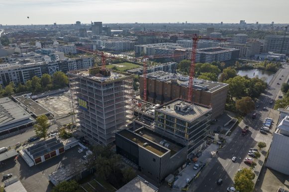 Richtfest für Bürogebäude an der Sellerstraße 17 in Berlin