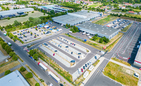 JLL berät bei Verkauf von 18.000 m² großer Logistikimmobilie nahe Berlin