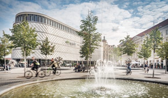 Erste Stores von PULL&BEAR und Bershka in Leipzig