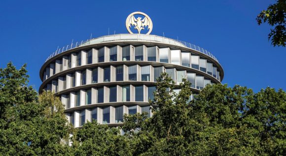 NAS Invest übernimmt Stadtparkturm in Hamburg von einem französischem Asset Manager 