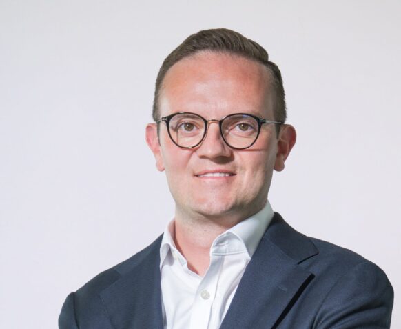 neoshare Real Estate gewinnt Joachim Smejkal als Director Logistics Transactions