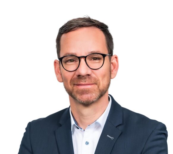 JLL ernennt Daniel Bey zum Head of Project &amp; Development Services