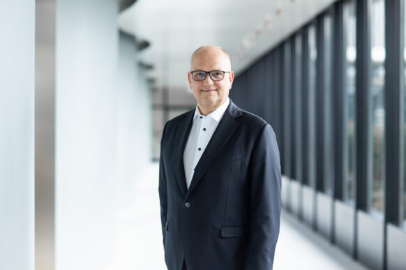 LBBW verlängert erneut Vertrag mit CEO Rainer Neske