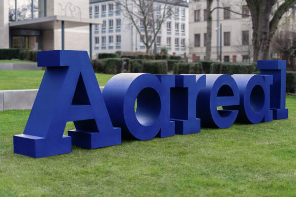 Aareal Bank steigt in Asset-Klasse Data Center ein: Erstes Rechenzentrum finanziert 