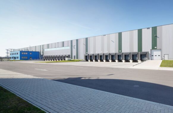 Kleines Kraftwerk mietet rund 23.600 m² in Elsdorf an
