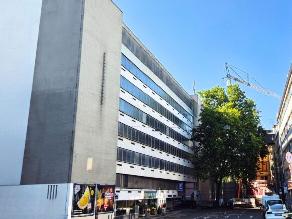 RQI RE.Structuring Solutions veräußert Parkhaus in Frankfurt aus Portfolio der Signa Development Selection an Contipark International Parking