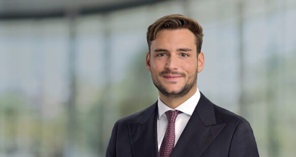 Savills gewinnt Adrian Röser als Associate Director für die Industrial Agency