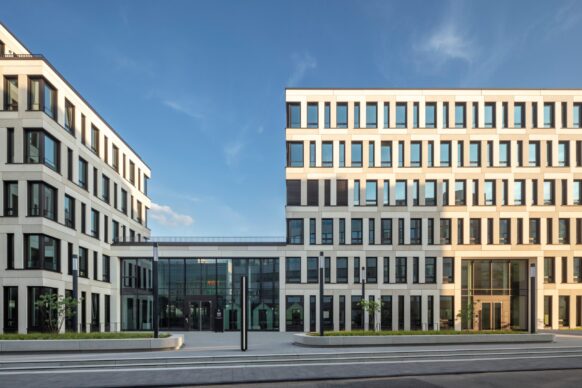 Imaxxam kauft Gebäudeteil der Reiterstaffel Offices in Köln im Rahmen eines exklusiven Clubdeals 