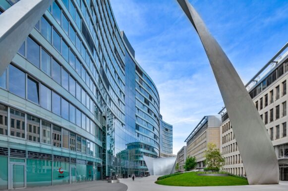 blackolive berät bei Standortentscheidung, BVI zieht in Frankfurts Premium-Objekt „Die Welle“
