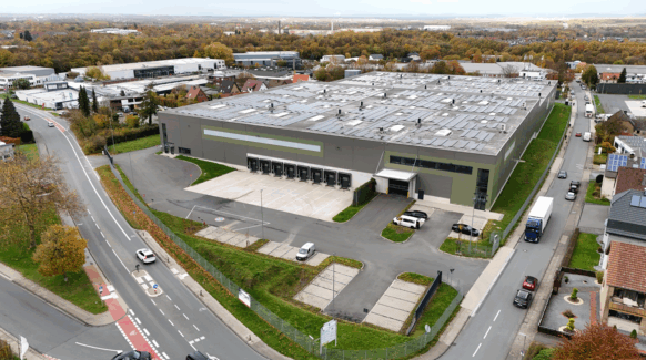 RUHR REAL vermittelt 9.250 m² Logistikfläche in Bielefeld an Oval Group