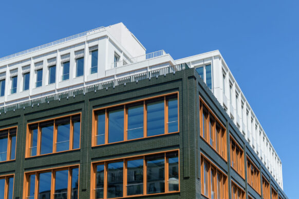 Becken und HanseMerkur Grundvermögen vermieten 2.500 m² langfristig an FAST LTA im Münchener Büroneubau „Fabrik Office“