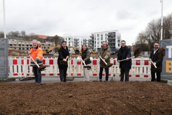 Wuppertal: Spatenstich für letzten Bauabschnitt im Parkquartier Heubruch