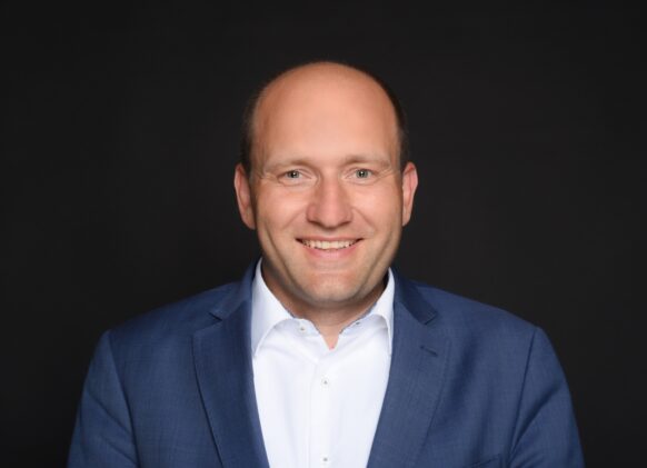 Kontinuität und Wachstum: Henning Möller führt HASPA PeB künftig allein