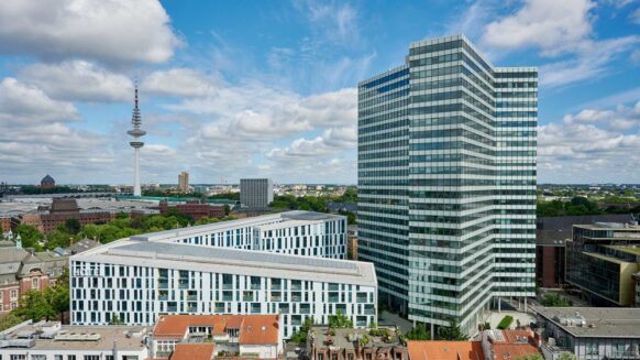 Union Investment hat Mietverträge über 4.855 m² im Hamburger EMPORIO Tower abgeschlossen