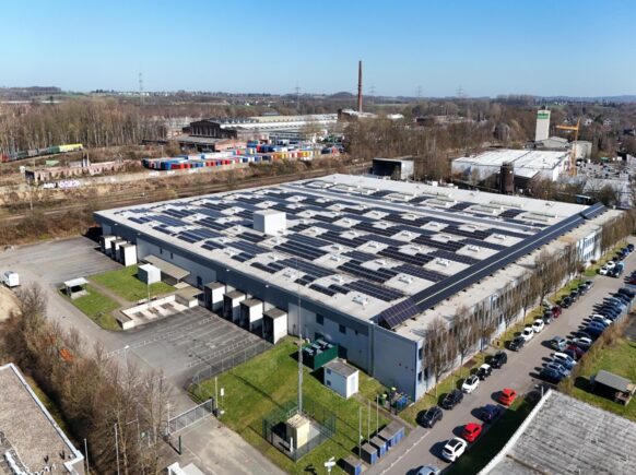 RUHR REAL vermittelt 10.500 m² Logistikfläche in Schwerte an FineCom Logistics