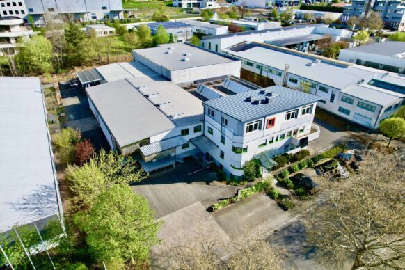 MH vermittelt ein etwa 3.300 m² großes Gewerbeobjekt in Hösbach, Nähe Aschaffenburg