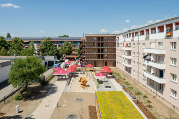 DMSW und GESOBAU AG feiern Schlüsselübergabe am Hamburger Platz: Ergänzung des bestehenden Quartiers durch zwei moderne Wohngebäude