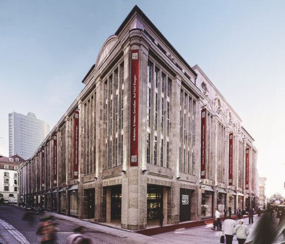 NEO Leipzig holt NIKE nach Sachsen: Erster Flagship Store des Sportgiganten eröffnet im Herzen von Leipzig