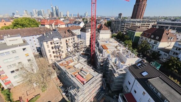 Frankfurter Wohnbauvorhaben der City 1 Group auf Zielgeraden: 2 von 3 Rohbauten stehen