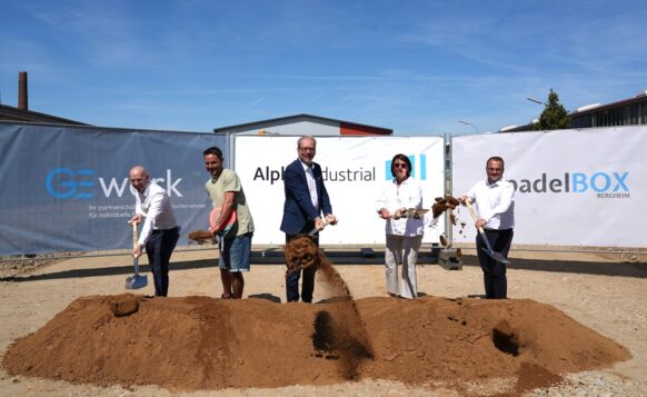 Alpha Industrial bringt Bewegung: Spatenstich im Alpha Park Bergheim